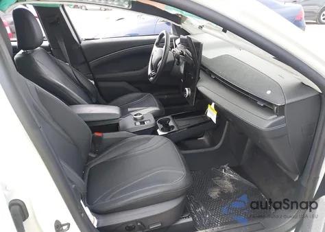 2024 Ford Mustang Mach-E Premium z USA, uszkodzony, nr VIN 3FMTK3SUXRMA46630